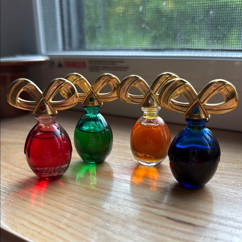 Colourful Vintage Perfume Bottle Set Elizabeth Taylor